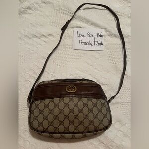 Vintage Gucci Handbag!